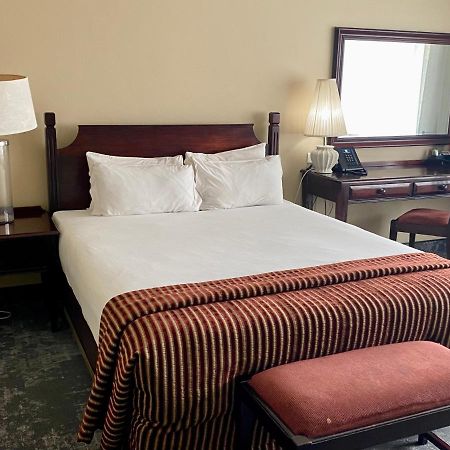 The Royal Hotel By Coastlands Hotels & Resorts Дърбан Екстериор снимка